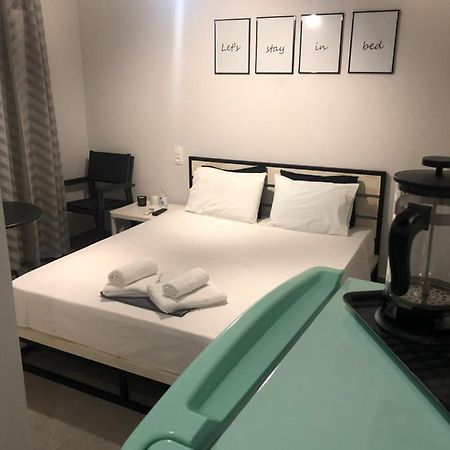 Black In Square Flats เปฟโกโฮรี ภายนอก รูปภาพ